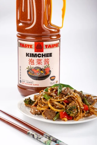 We create sauces in partnership with chefs from the best restaurants